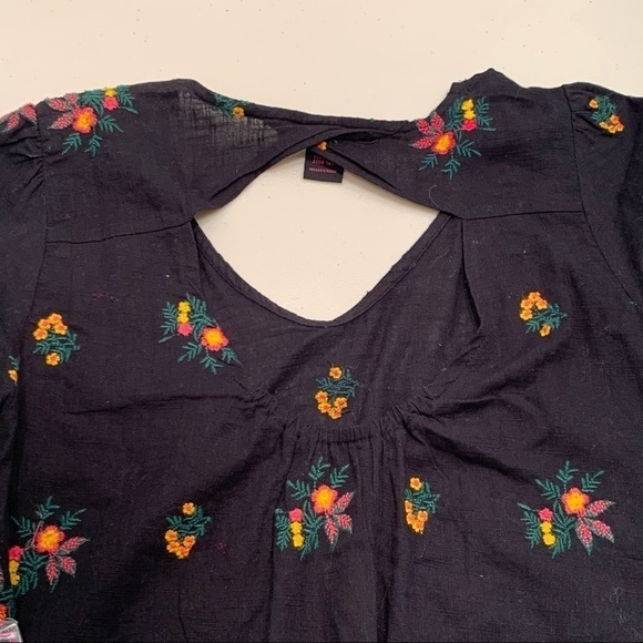 Rock & Roll Cowgirl Tunic Dress Size Large Black Floral Scoop Neck - Picture 7 of 11